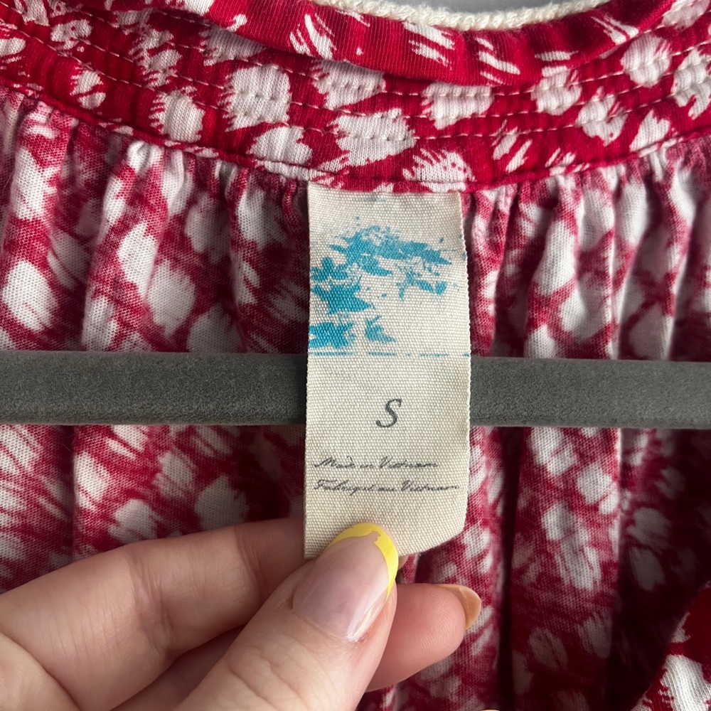 Red Pattern Tank Top Rope Neckline - Picture 2 of 3